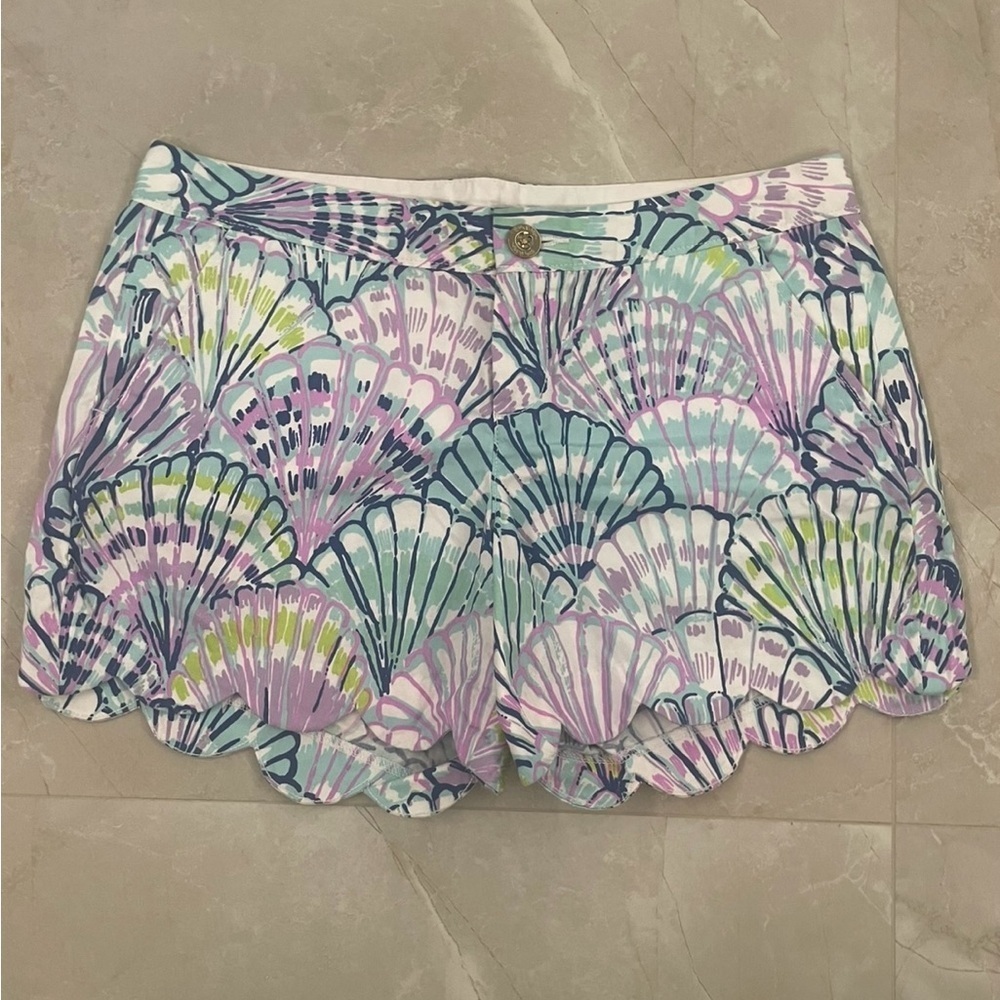 Lilly Pulitzer Shorts Size 6 Buttercup  Multicolor Seashell Print Scalloped Hem